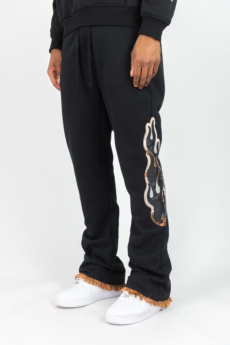 R3BEL FLEECE WITH TAPSTRY PATCH STACKED JOGGER SET